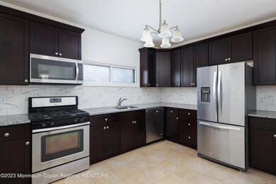 278 Broad St unit FIRST FLOOR, Matawan, NJ 07747 - photo 5