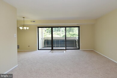 Lafayette Park unit 504, Falls Church, VA 22041 - photo 3