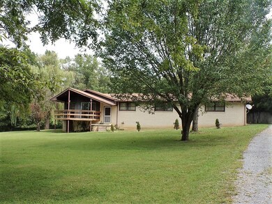 272 Snell Rd, Shelbyville, TN 37160 - photo 2