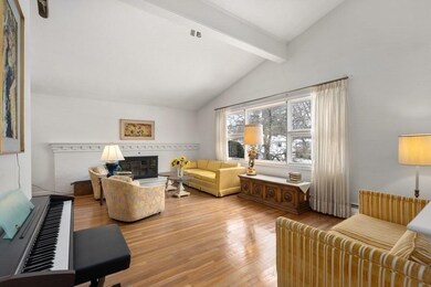 14 Woodbine Cir, Needham Heights, MA 02494 - photo 3