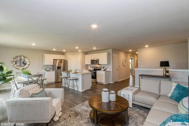 7003 Chenango Ln SW, Cedar Rapids, IA 52404 - photo 5