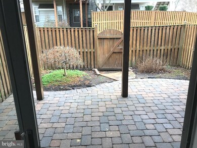 42954 Beachall St, Chantilly, VA 20152 - photo 3