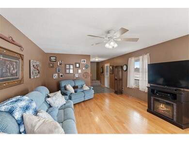 Enjoy relaxing in this large living room. Neutral 