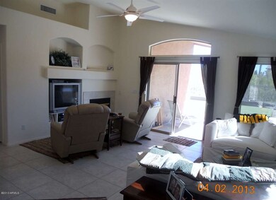 Living Room with Firelplace
