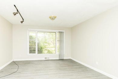 2310 Pinecrest Ave, Ann Arbor, MI 48104 - photo 3