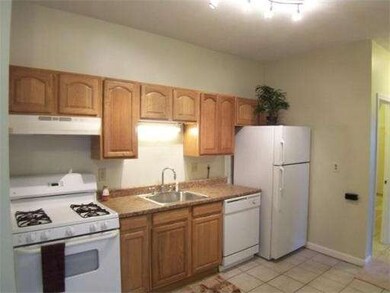 171 Washington St unit 4, Lynn, MA 01902 - photo 2