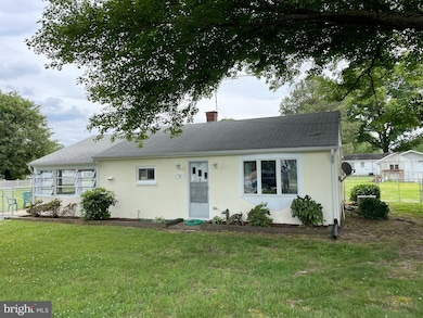 38 Gun Club Rd, Colonial Beach, VA 22443 - photo 3