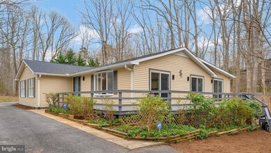 203 Edgehill Dr, Locust Grove, VA 22508 - photo 2