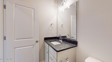 9-web-or-mls-1417B-Dorset-Dr-Greenville-