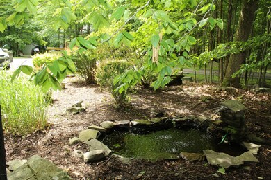 167 Greenview Ct, Hamlin, PA 18427 - photo 2