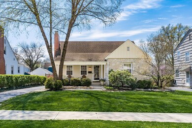 433 Fallis RD