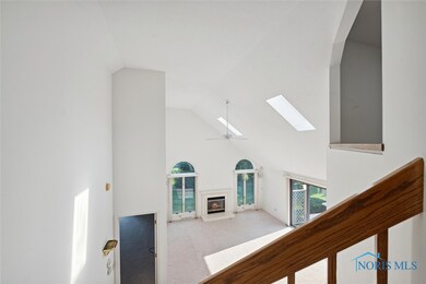 VIEW OF THE LIVING ROOM