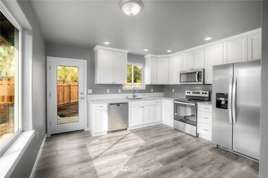 202 Oak St, Winlock, WA 98596 - photo 4