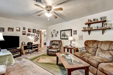 1519 Oriental St, Bonham, TX 75418 - photo 4