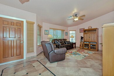 Living room with 18' tile
