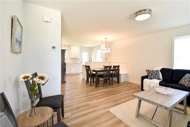 109 Coburn St, Warwick, RI 02889 - photo 3