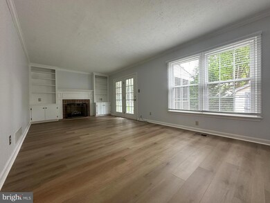 2081 Cidermill Ln, Winchester, VA 22601 - photo 2