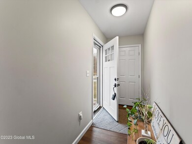 7 Beverly St, Saratoga Springs, NY 12866 - photo 5