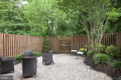 2594 Running Wolf Trail, Odenton, MD 21113 - photo 3