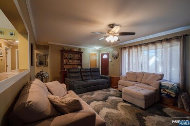 697 1st St, Secaucus, NJ 07094 - photo 4
