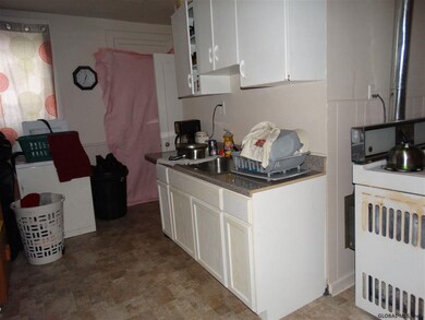 215 9th St, Troy, NY 12180 - photo 2