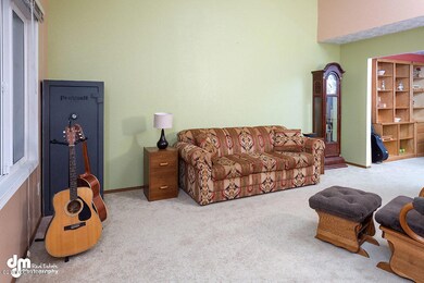 Living Room_DMD_5796-SMALL