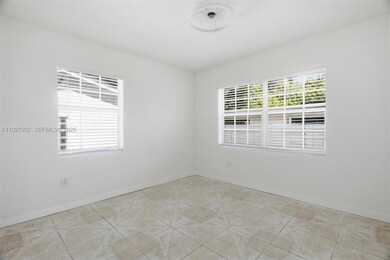 465 NE 165th St unit 1, Miami, FL 33162 - photo 3