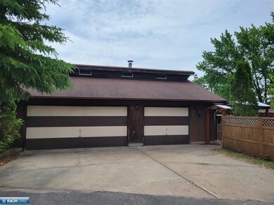 3 Stall Garage