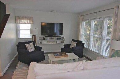 70 Houston Ave, Newport, RI 02840 - photo 3