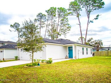 8402 Thor St, Jacksonville, FL 32216 - photo 2