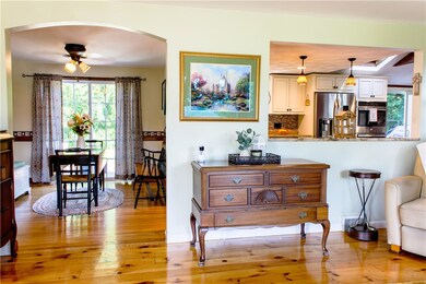 89 Fostmere Ct, Warwick, RI 02889 - photo 5