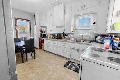 124 Ellington St, West Concord, MN 55985 - photo 5