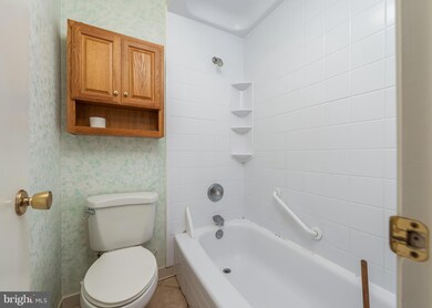 8455 Heatherwold Dr, Laurel, MD 20723 - photo 3