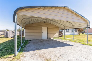 164 Finneyoaks Ln, Weatherford, TX 76085 - photo 4