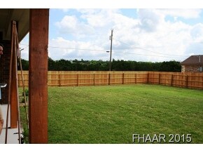 1085 Pheasant Cir, Copperas Cove, TX 76522 - photo 2