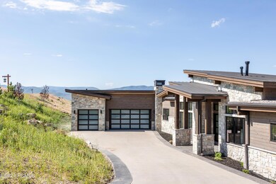 7-2704 E Boulder Top Loop