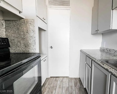 239 W Cleveland Ave unit 1, Las Vegas, NV 89102 - photo 5