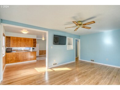 523 NW 6th St, Pendleton, OR 97801 - photo 6