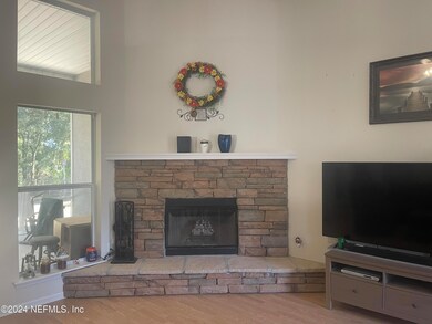 Helena Fireplace