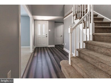 852 Lafayette Dr, Mount Laurel, NJ 08054 - photo 5