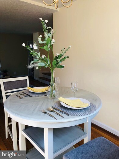 2812 S Abingdon St unit A, Arlington, VA 22206 - photo 3