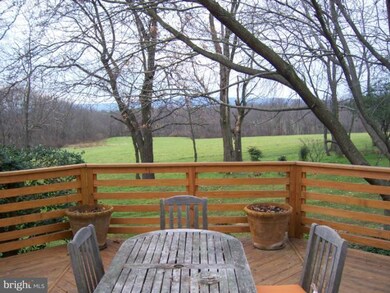 19263 Silcott Springs Rd, Purcellville, VA 20132 - photo 5