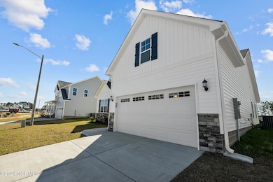 2220 Zircon Dr, Winterville, NC 28590 - photo 4