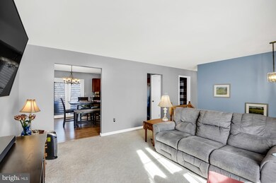 3324 Sutton Ct, Manchester, MD 21102 - photo 5