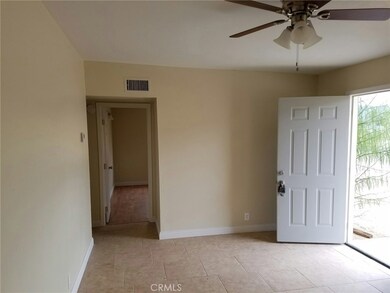 6668 Smoketree Ave unit 6670, Twentynine Palms, CA 92277 - photo 3
