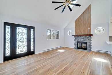 Living Room w/Fireplace