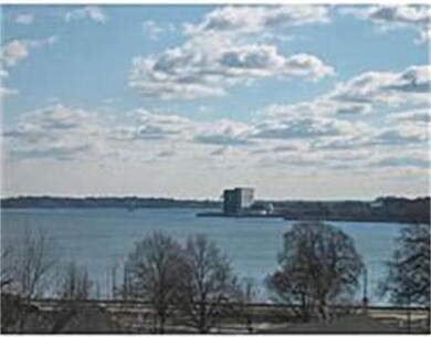 386 E 8th St unit 3, Boston, MA 02127 - photo 2