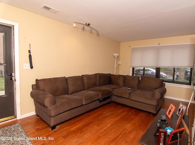 20 Meadow Place unit E, Staten Island, NY 10306 - photo 4