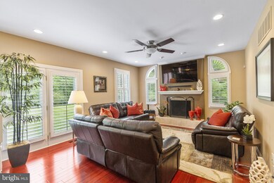8 Spring Heath Ct, Windsor Mill, MD 21244 - photo 6