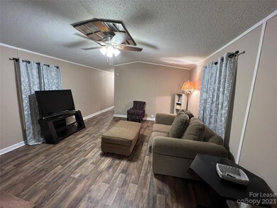 6788 Denver Heights Cir, Denver, NC 28037 - photo 4